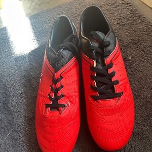 Soccer cleats
